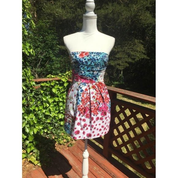 Alyn Paige Dresses & Skirts - Gorgeous Alyn Paige Semi Formal Strapless Floral Dress Size 5/6